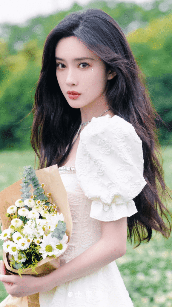 Meng Ziyi & Zhang Linghe Rumored for Tencent’s ‘Kiss in the Wind'