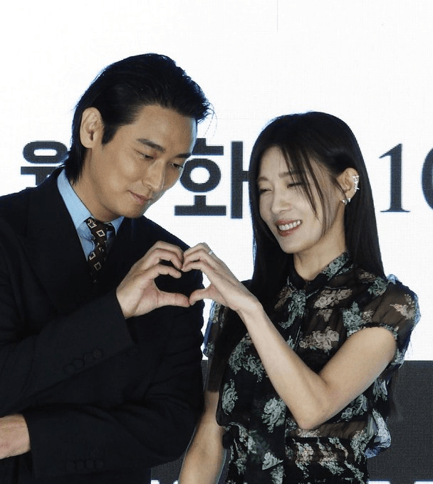 Remarried Empress: Ju Ji Hoon Says Passing the Crown to Byeon Woo Seok Must Wait
